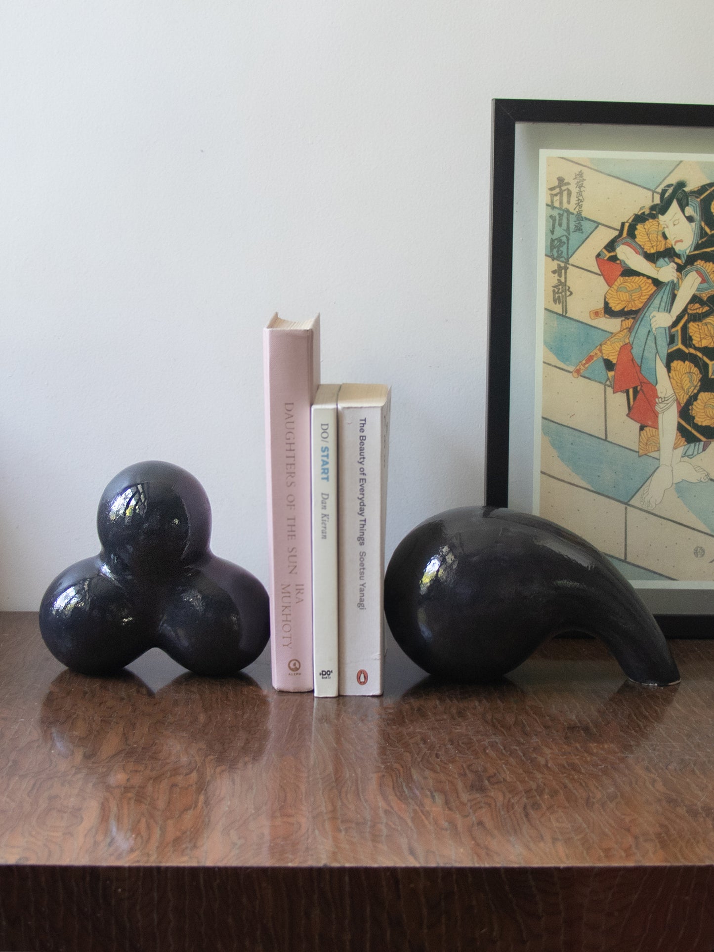 Jagdish Bookends Solid